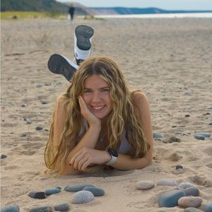 Meet your Posher, Leah